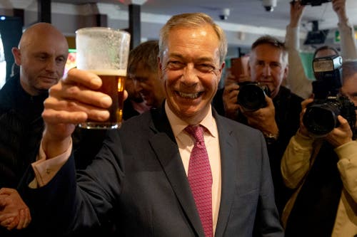 <p> Reform leader Nigel Farage likes a pint or two </p>